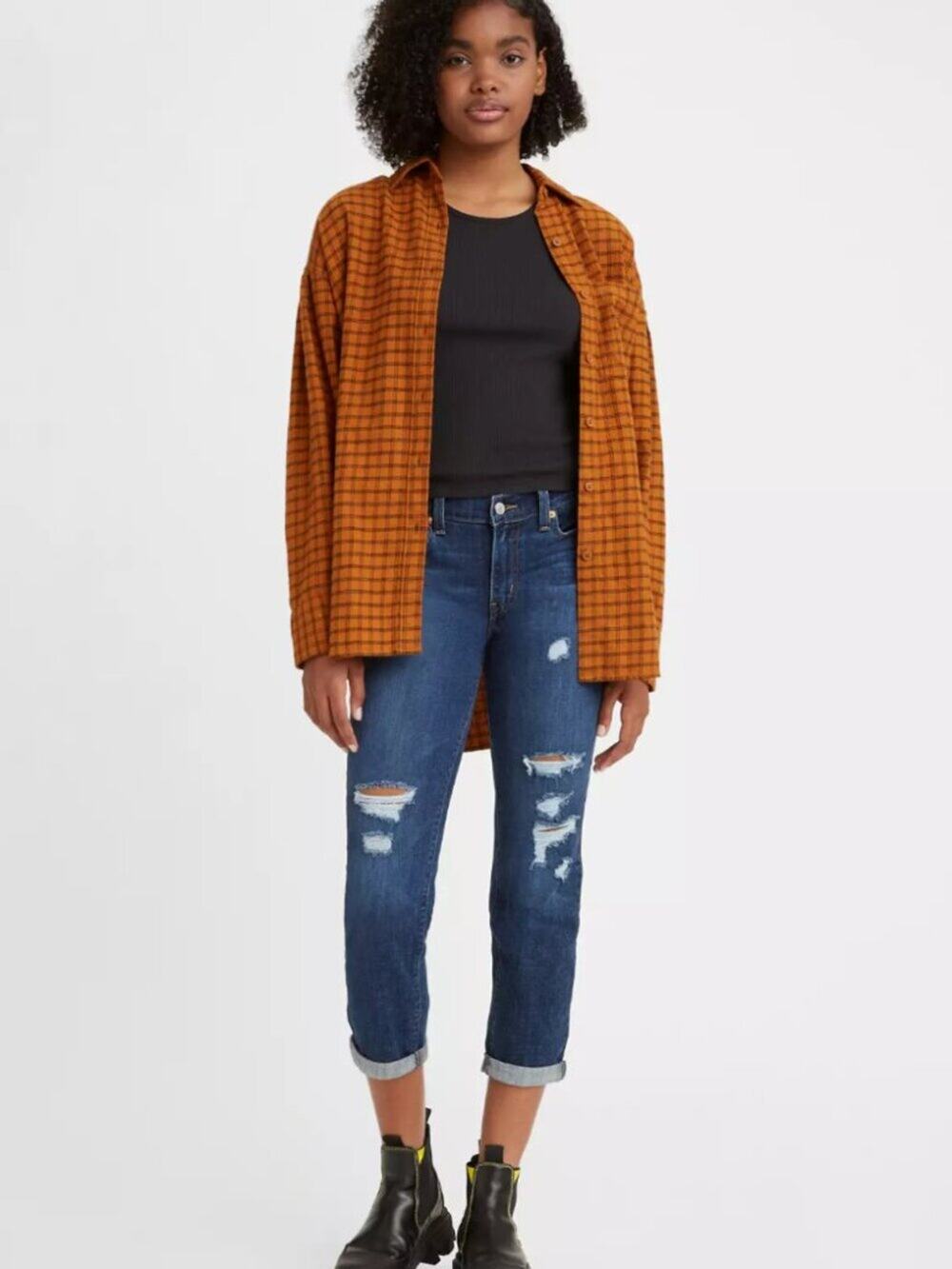 Levi's Boyfriend Mid Rise Women's Jeans Medium Wash Size 32